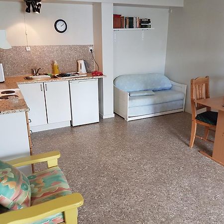 Budget Guesthouse Borgustova Vestmanna Exteriör bild