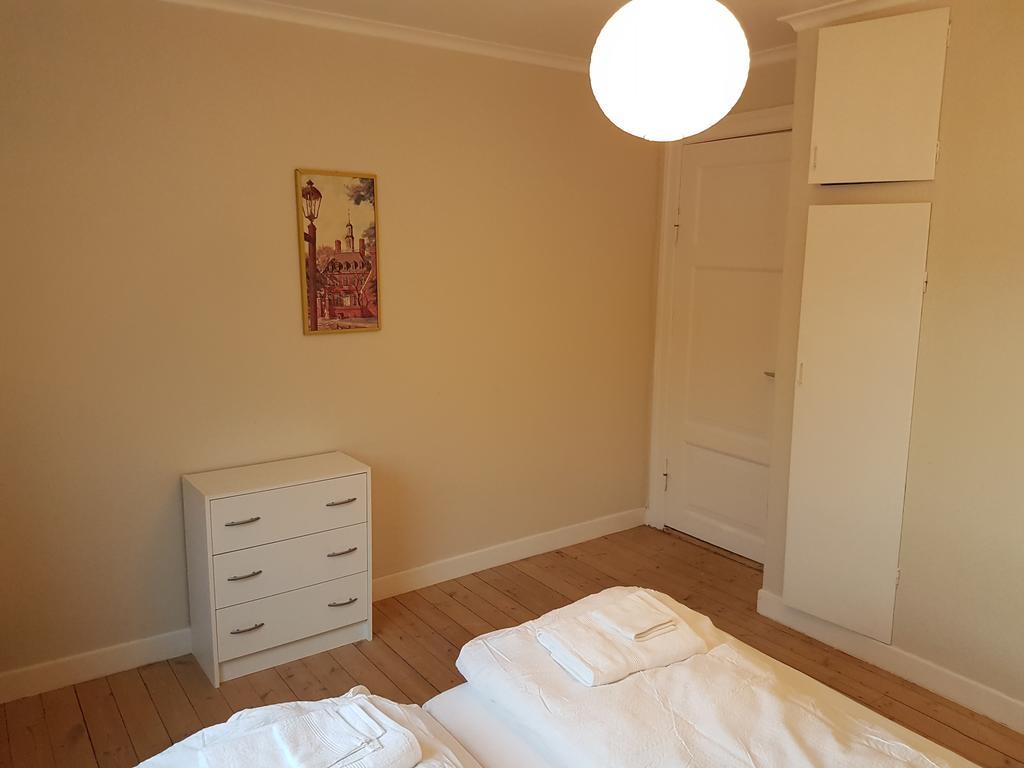 Budget Guesthouse Borgustova Vestmanna Exteriör bild